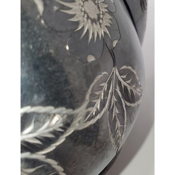 Antique 1800-1849 Pairpoint Mfg. Co. Quadruple Silver Plate Floral Tea Pot Dents - Picture 5 of 16